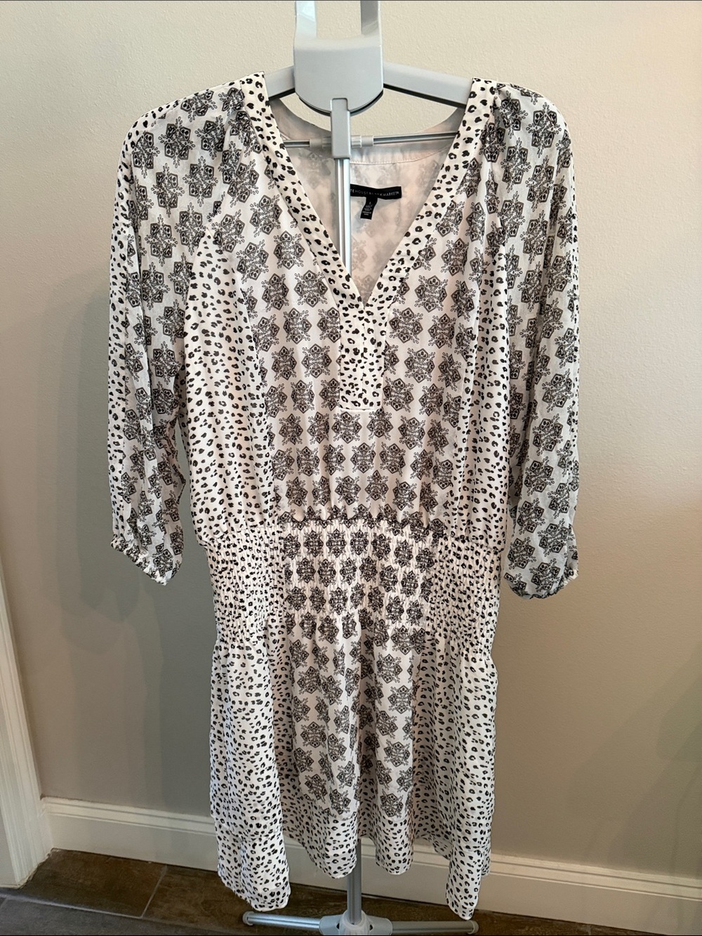 White House Black Market Black & White Patterned Long-Sleeve Dress